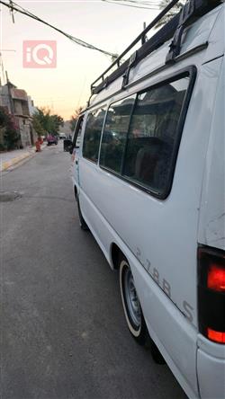 هيونداي H-100